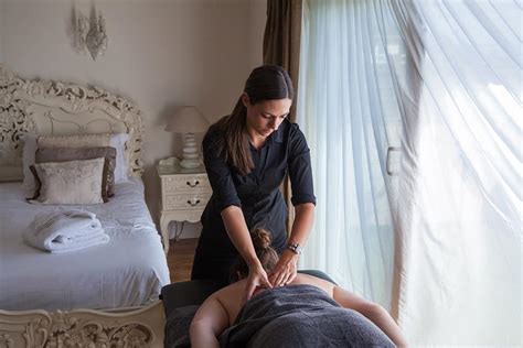 Intimate massage Escort Novi Petrivtsi
